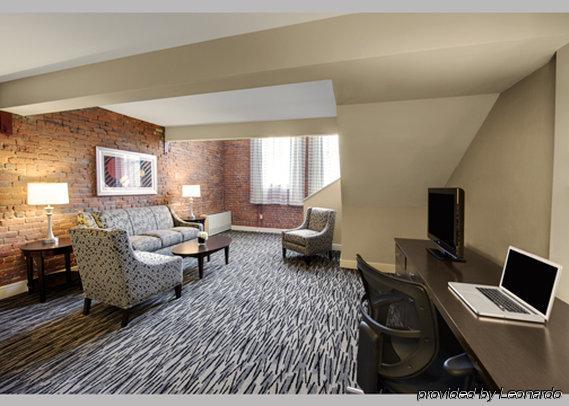 基恩市中心万豪酒店旗下费尔菲尔德套房酒店 客房 照片